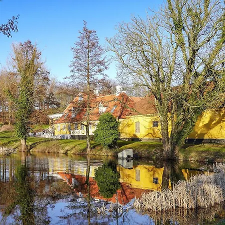 1 Bedroom Stunning In Lejlighed